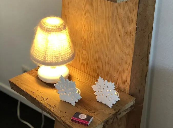 Semesterbostad De Lindenburg Met Prive Hottub, Sunshower, Sauna, Grote Tuin Met Weidezicht En Vrije Ligging, 6-persoons Lievelde